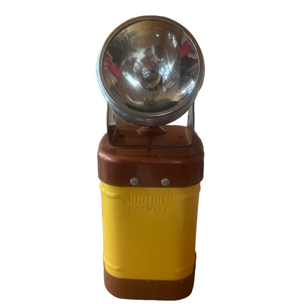 Vintage Justrite, Made in USA, Railroad/Mining‎ Lamp No. 2108